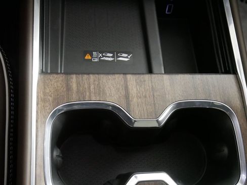 New 2026 GMC Acadia Denali Ultimate w/ LPO, Floor Liner Package image 28