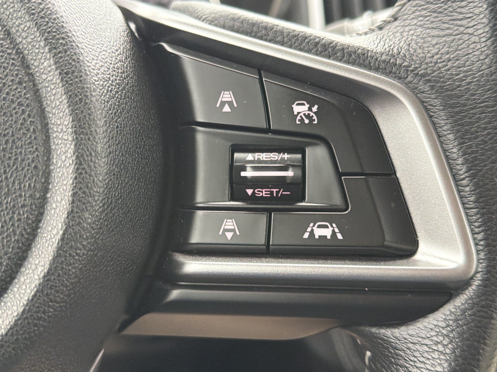 Used 2019 Subaru Impreza 2.0i Limited AWD/4WD image 30