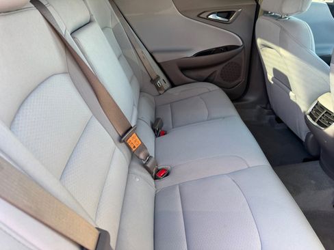 Used 2022 Chevrolet Malibu LT image 15