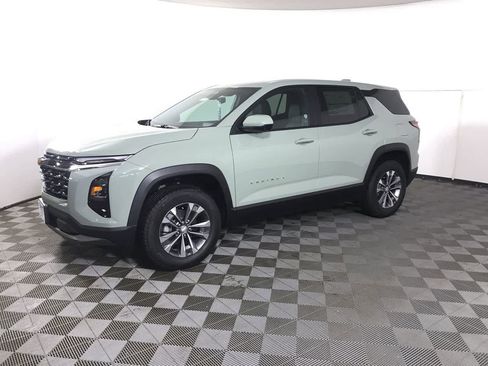 New 2026 Chevrolet Equinox LT w/ Convenience Package II image 3