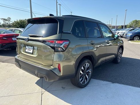 New 2026 Subaru Forester Touring AWD/4WD image 5