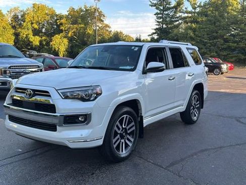 Used 2022 Toyota 4Runner Limited image 2