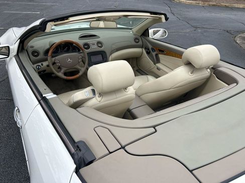 Used 2008 Mercedes-Benz SL 550 image 5