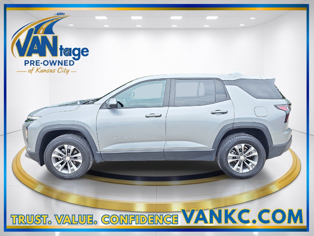 Used 2025 Chevrolet Equinox LT FWD image 10