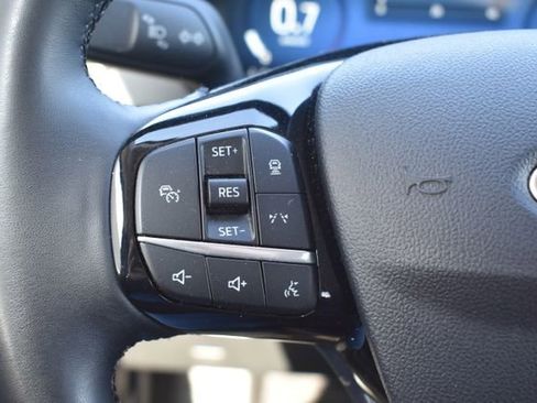 Used 2024 Ford Escape Platinum AWD/4WD image 24