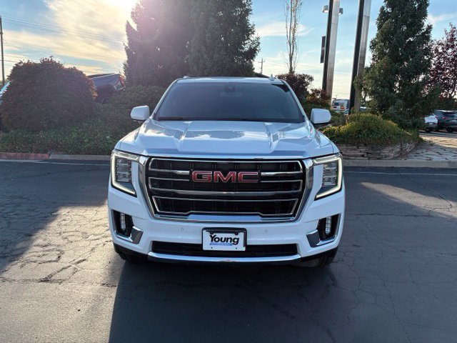 Used 2022 GMC Yukon XL SLT AWD/4WD image 2
