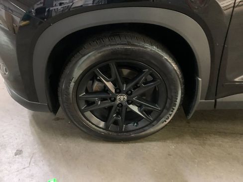 Used 2026 Toyota Grand Highlander AWD image 35