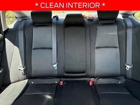 Used 2018 Honda Accord EX image 8