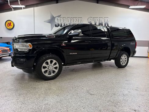 Used 2019 RAM 2500 Laramie AWD/4WD image 1