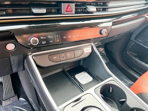 New 2026 Kia Carnival SX Prestige FWD image 23