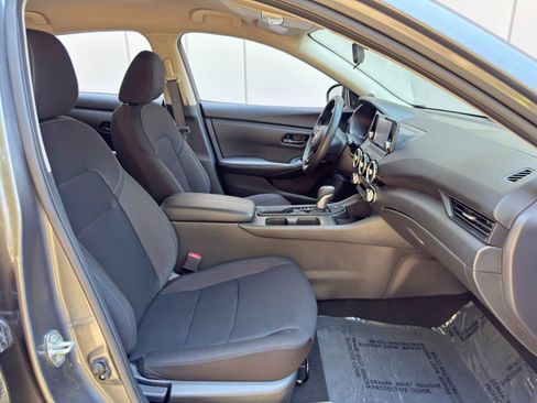 Used 2025 Nissan Sentra S FWD image 14