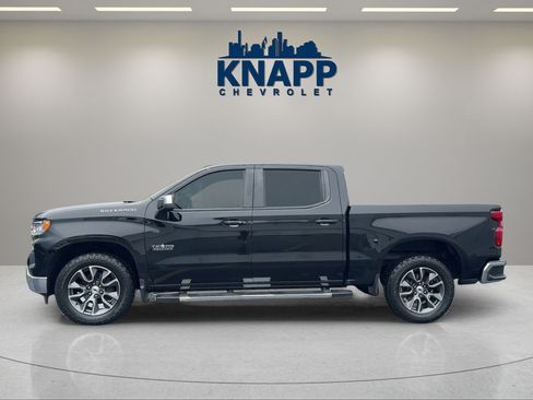 Used 2023 Chevrolet Silverado 1500 LT RWD image 2