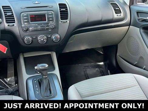Used 2014 Kia Forte LX w/ Popular Package FWD image 18