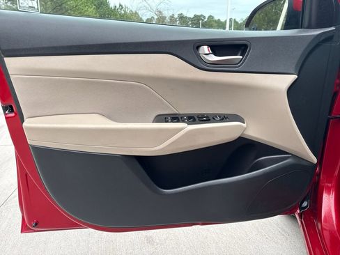 Used 2022 Hyundai Accent SE image 14