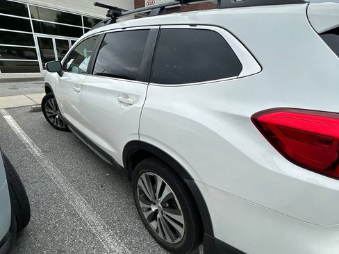 Used 2019 Subaru Ascent Limited w/ Popular Package #2 AWD/4WD image 17
