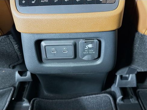 New 2026 Nissan Pathfinder Platinum image 26