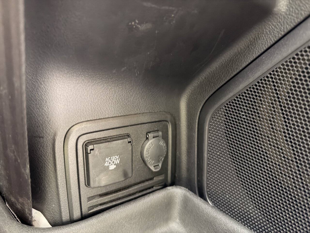 Used 2019 Toyota 4Runner Limited AWD/4WD image 13