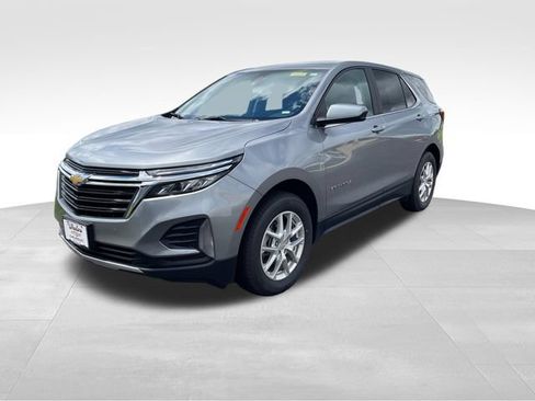 Used 2024 Chevrolet Equinox LT AWD/4WD image 1