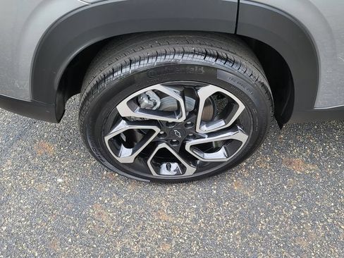 Used 2024 Chevrolet Trax RS w/ Driver Confidence Package FWD image 13
