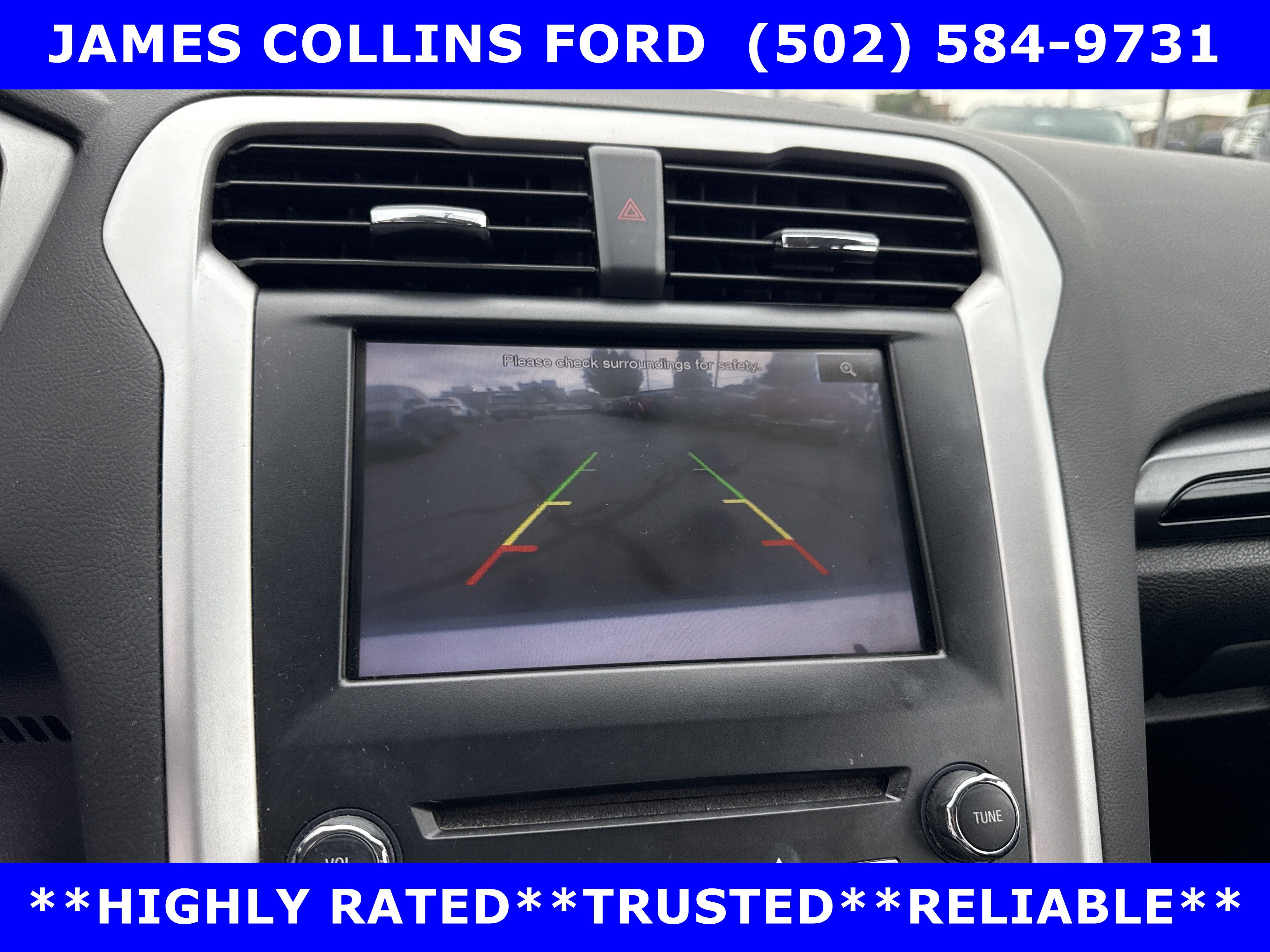 Used 2013 Ford Fusion SE FWD image 16