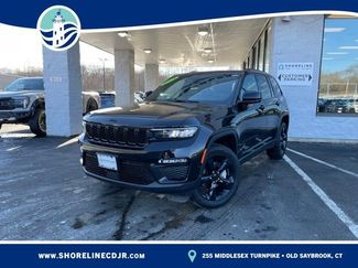 Used 2024 Jeep Grand Cherokee Limited w/ Black Appearance Package video 1