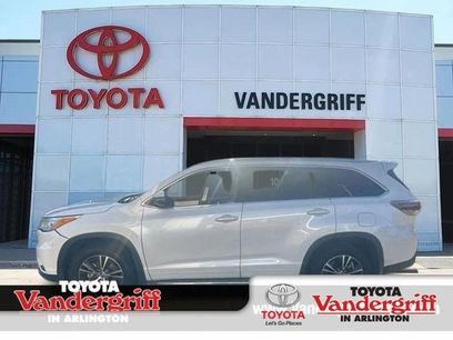 Used 2016 Toyota Highlander XLE