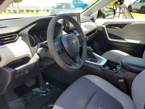 Used 2019 Toyota RAV4 XLE FWD image 15