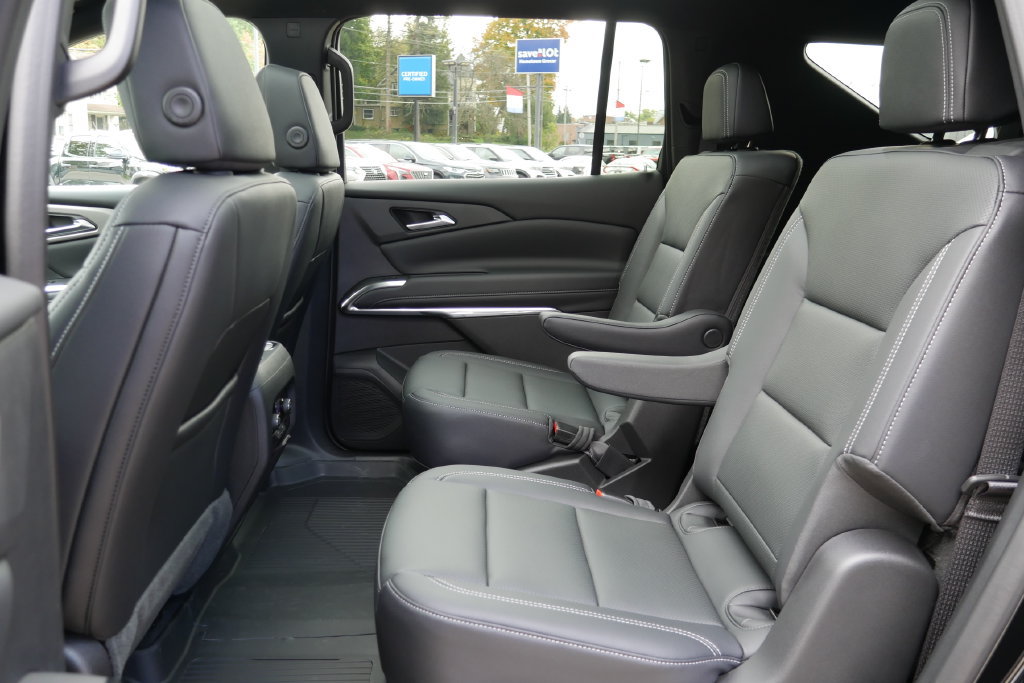 New 2027 Chevrolet Traverse LT AWD/4WD image 16