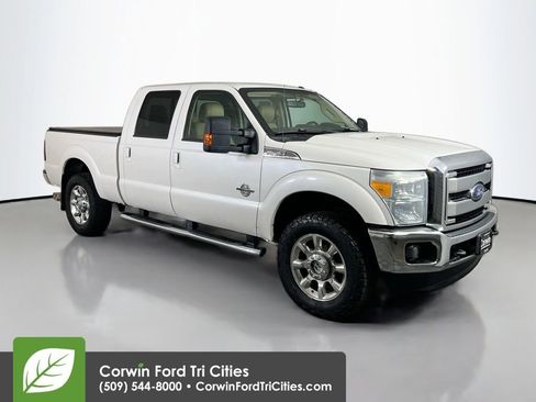 Used 2016 Ford F250 Lariat w/ Lariat Ultimate Package AWD/4WD image 1