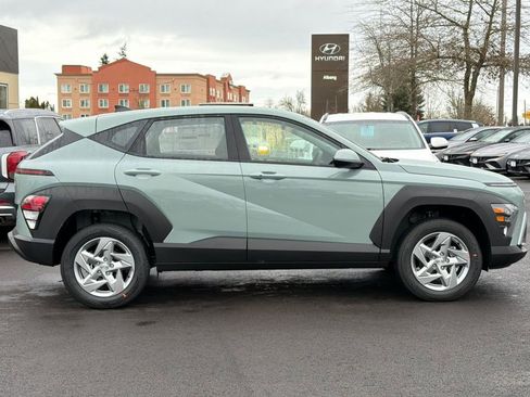 New 2026 Hyundai Kona SE image 4