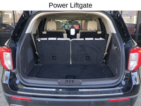 Used 2020 Ford Explorer Platinum w/ Premium Technology Package image 33