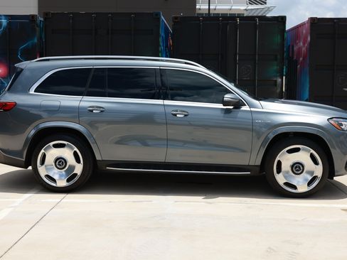 Used 2021 Mercedes-Benz GLS 63 AMG 4MATIC image 17