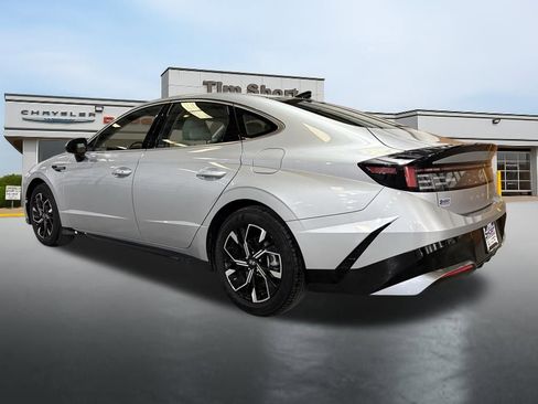 Used 2025 Hyundai Sonata SEL image 3