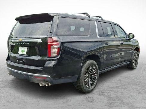 Used 2021 Chevrolet Suburban High Country w/ Premium Package AWD/4WD image 6