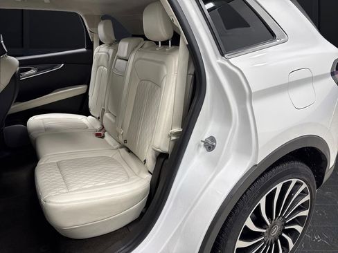 Used 2022 Lincoln Nautilus Black Label w/ Class II Trailer Tow Package image 30