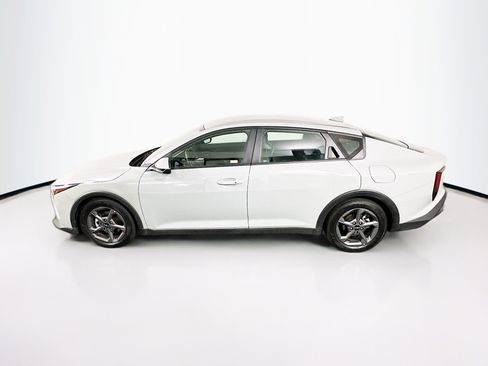Used 2025 Kia K4 LXS image 4