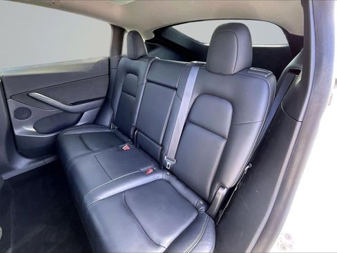 Used 2020 Tesla Model Y Long Range AWD/4WD image 24