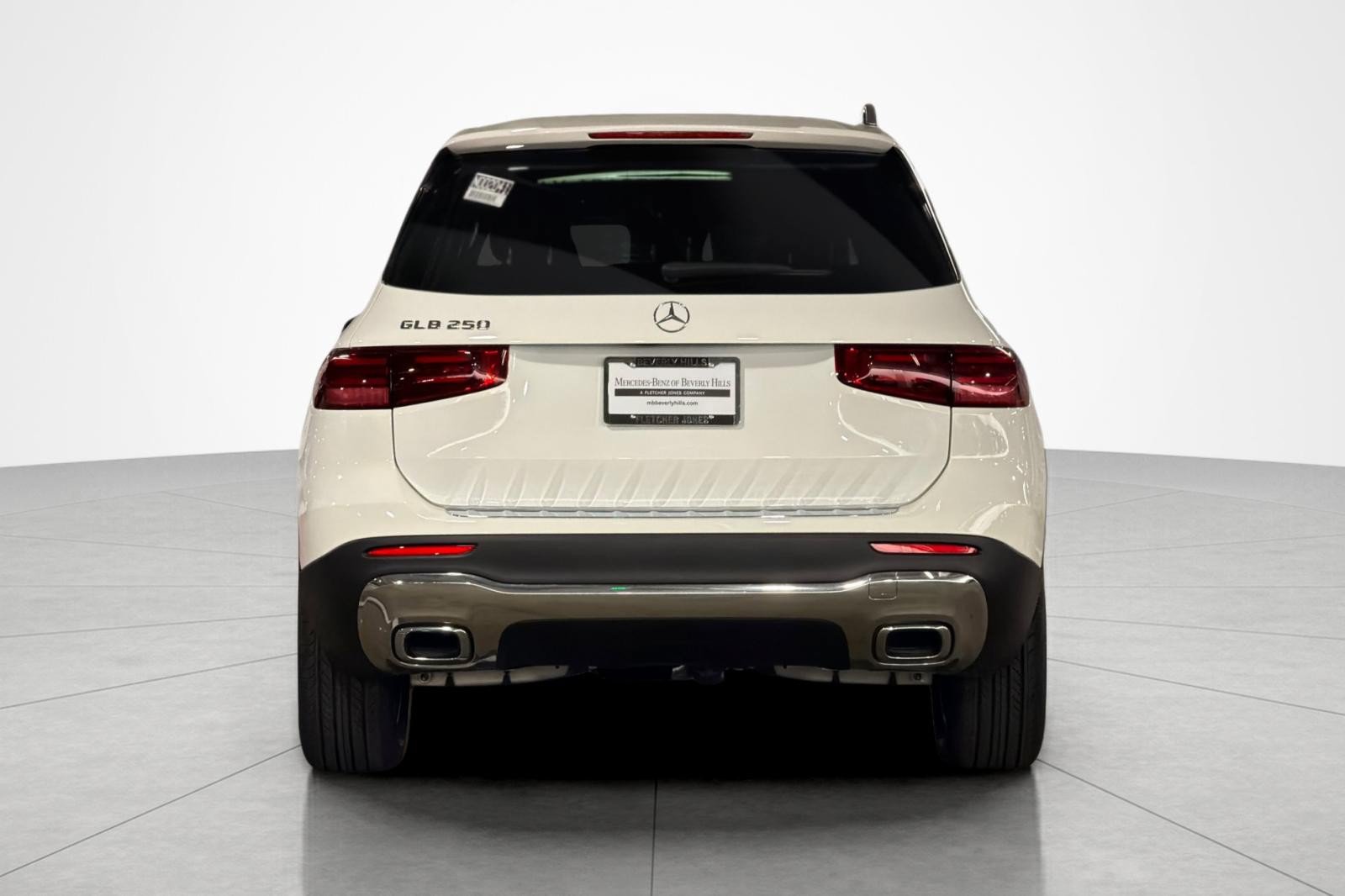 New 2026 Mercedes-Benz GLB 250 image 4