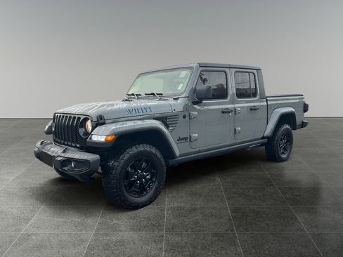Used 2021 Jeep Gladiator Willys image 3