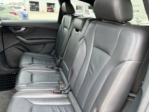 Used 2017 Audi Q7 3.0T Premium Plus AWD/4WD image 19