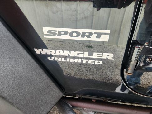 Used 2013 Jeep Wrangler Unlimited Sport AWD/4WD image 24