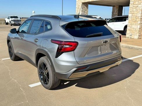 New 2026 Chevrolet Trax ACTIV image 3