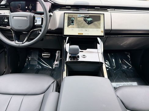 New 2026 Land Rover Range Rover Sport Dynamic SE AWD/4WD image 18
