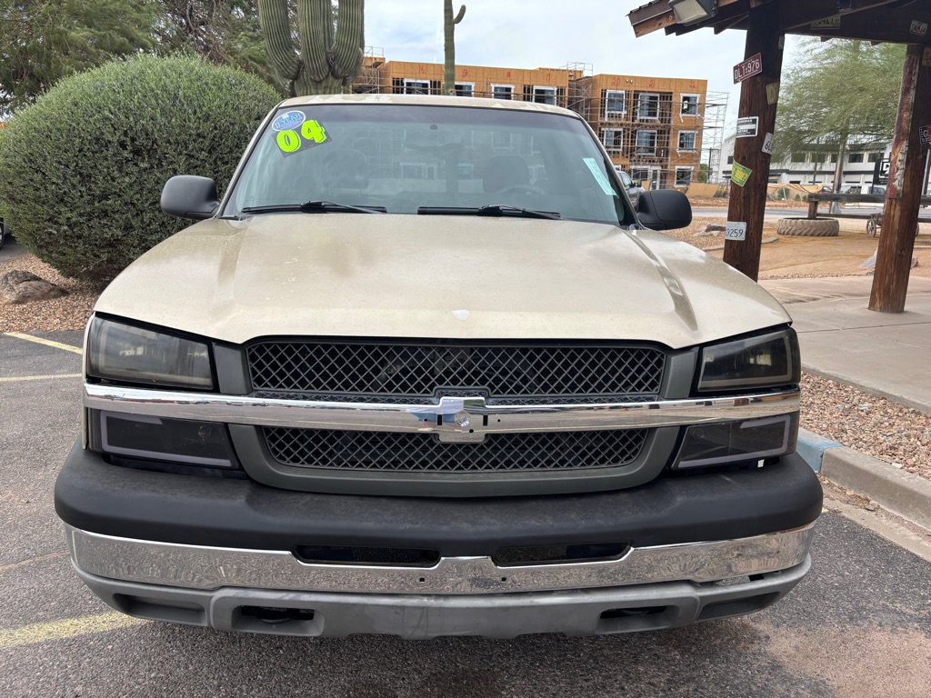 Used 2004 Chevrolet Silverado 1500 W/T RWD image 2