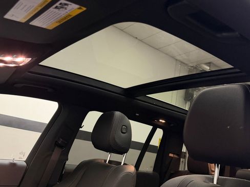 Certified 2025 Mercedes-Benz GLS 450 4MATIC image 26