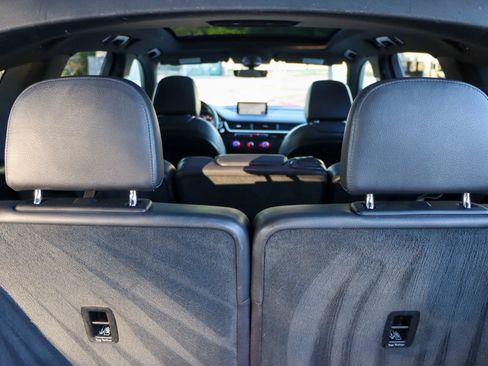 Used 2017 Audi Q7 3.0T Premium Plus w/ Premium Plus Package image 33