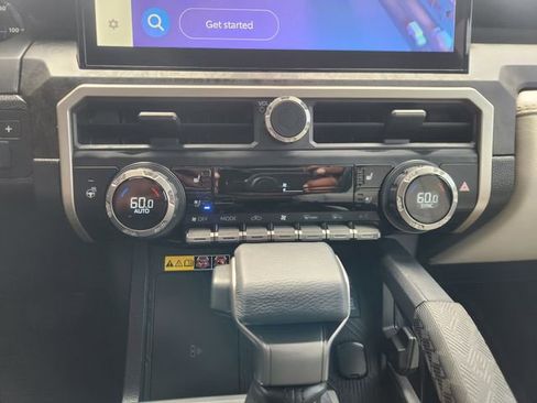 Certified 2025 Toyota Tacoma Limited AWD/4WD image 18