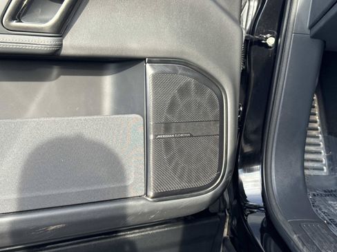 Used 2022 Rivian R1T Adventure AWD/4WD image 21
