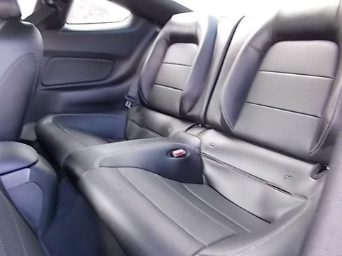 Used 2023 Ford Mustang GT Premium image 17