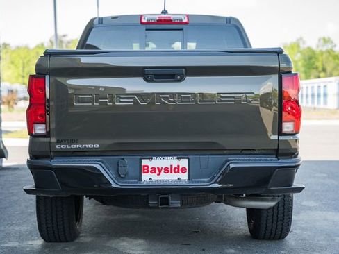 Used 2024 Chevrolet Colorado Z71 w/ Z71 Convenience Package 2 AWD/4WD image 7